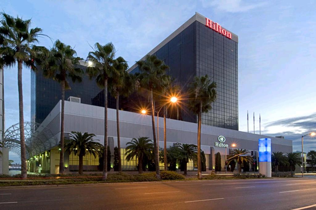 Hilton Los Angeles Airport Main image 2